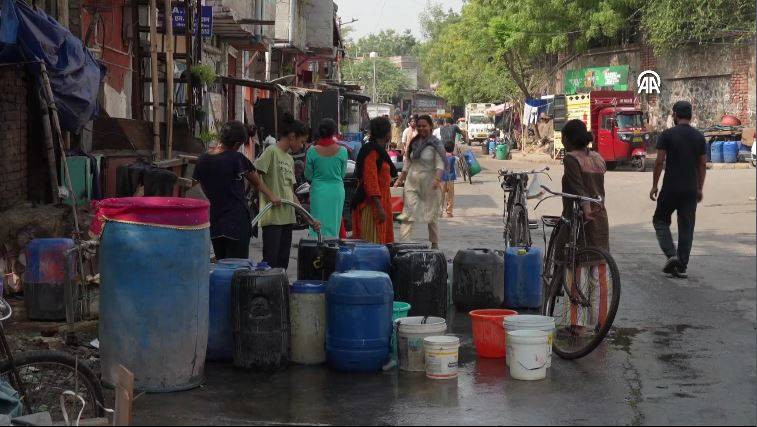 Termometreler 50 dereceyi gösterdi. Tarihin en yüksek sıcaklık rekoru - Resim: 41